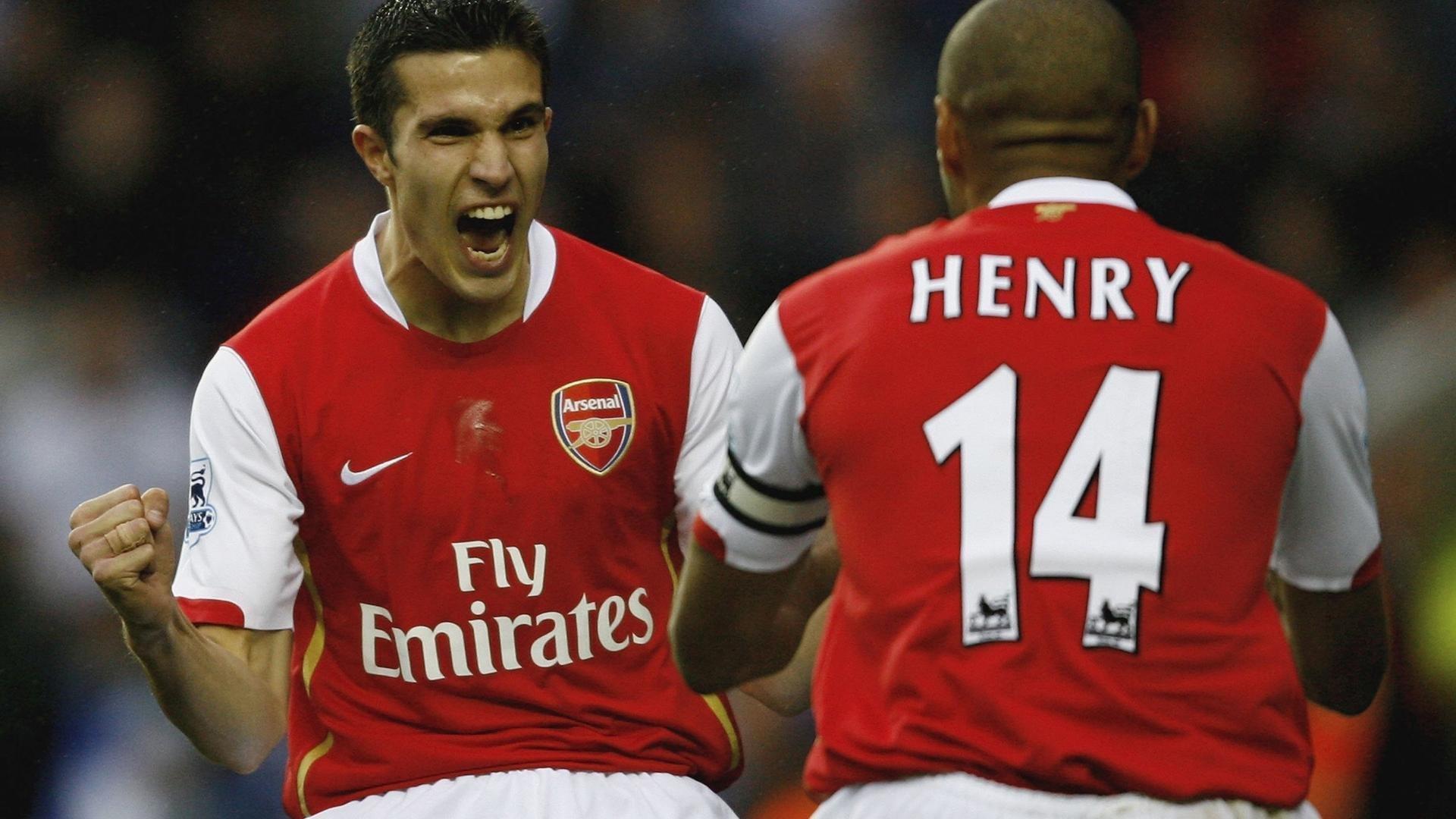 曼联与拉什福德陷僵局?邮报曝双方零接触,锋线巨星专注季前备战