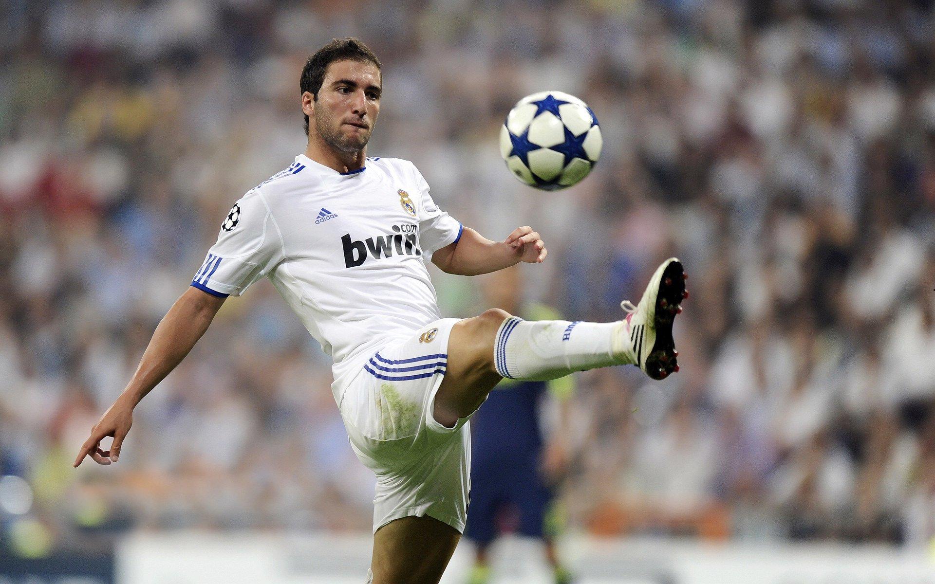 早慧天才迟遇挫折教育，姆巴佩失点获舆论宽容背后的时代转向