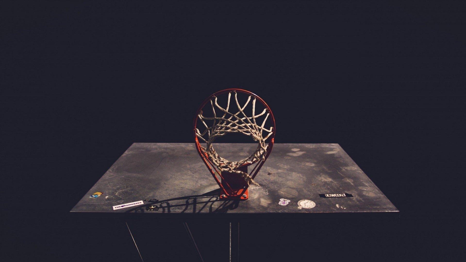 马赫雷斯第一脚触球惊艳全场，细腻停球技术获评历史级表现